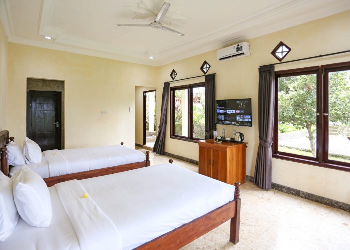 Superior twin bed 2