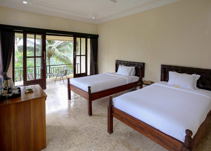 Superior twin bed 4